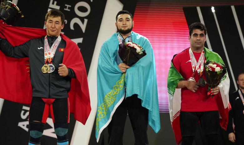 Асылжан Бектай - ауыр атлетикадан Азия чемпионы