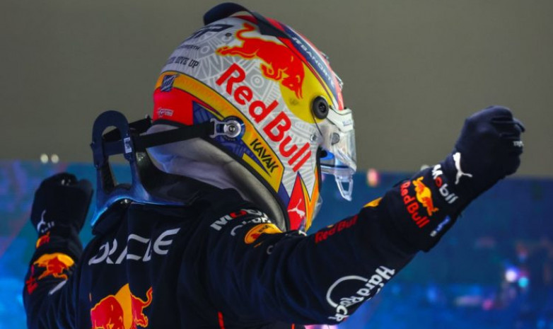 Пилот «Ред Булл» назвал ключевой момент в своей победе на Гран-при Сингапура