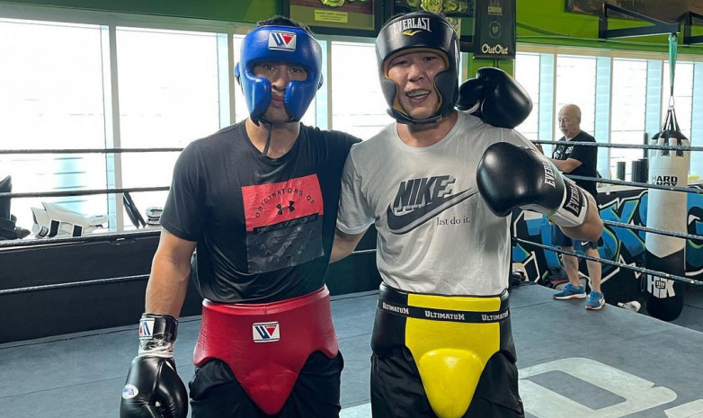 Казахстанский боксер показал фото тренировок с  Дмитрием Биволом