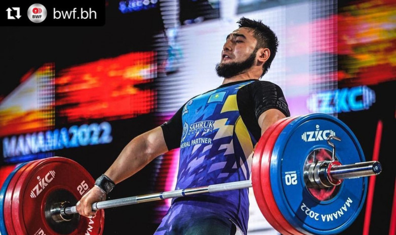 Асылжан Бектай завоевал золото на Чемпионате Азии по тяжелой атлетике