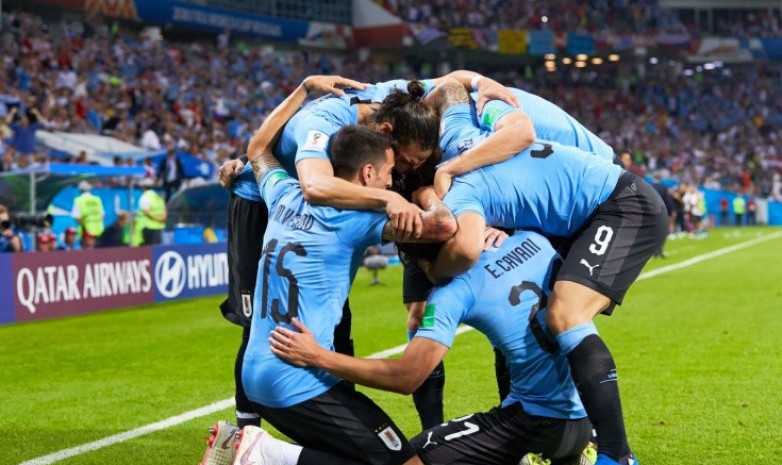 Суарес, Кавани и Вальверде — в окончательной заявке сборной Уругвая на ЧМ-2022