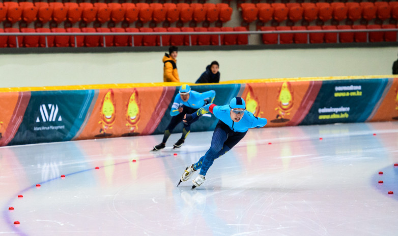 Мужская сборная Казахстана по конькобежному спорту стала 10-й в командном спринте на ЭКМ в Херенвене