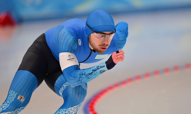 Дмитрий Морозов стал 7-м на дистанции 1500 м в дивизионе B на ЭКМ по конькобежному спорту