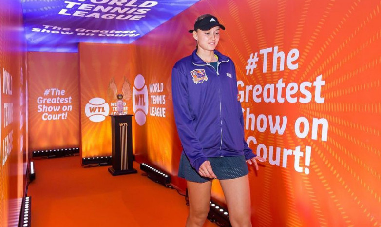 Видеообзор победы Рыбакиной над первой ракеткой мира в финале Мировой теннисной лиги