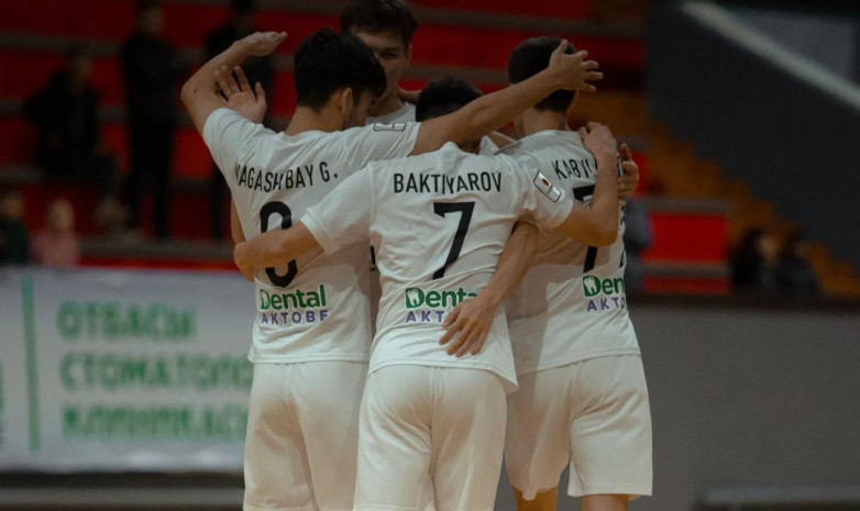 Сенсация произошла в первом полуфинале Кубка Казахстана по футзалу