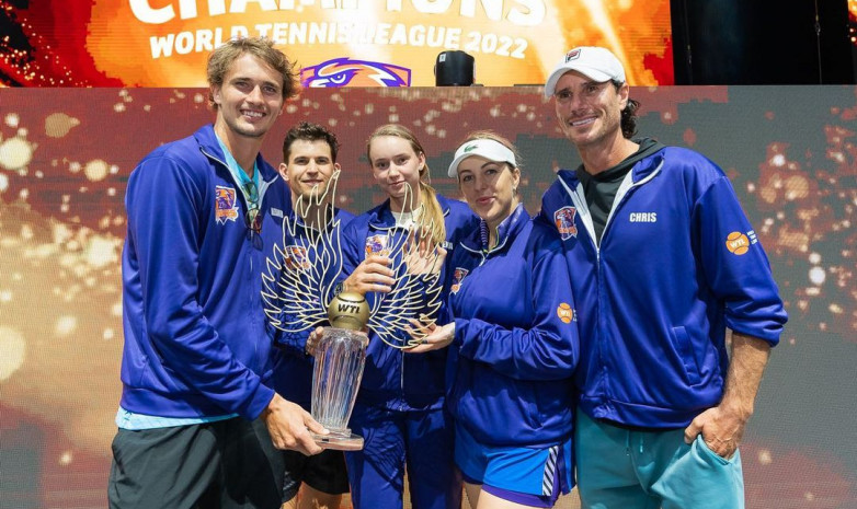 Елена Рыбакина поблагодарила партнеров по команде за победу в Мировой теннисной лиге