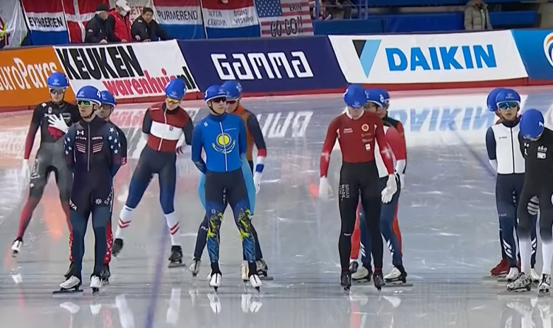 Видео «бронзового» забега казахстанца в масс-старте на ЭКМ по конькобежному спорту в Калгари