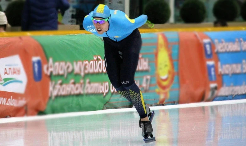 Конькобежец Демьян Гаврилов - 17-й на дистанции 1500 метров на ЭКМ в Калгари