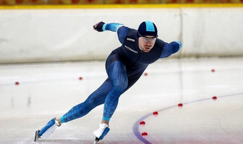 Конькобежец Дмитрий Морозов - 19-й на дистанции 1500 метров на ЭКМ в Калгари