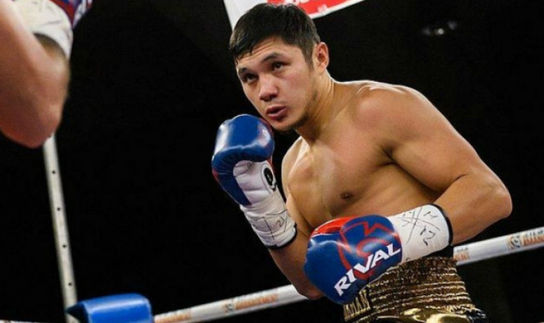 Непобежденный казахстанский боксер узнал имя соперника после двухгодичного простоя 
