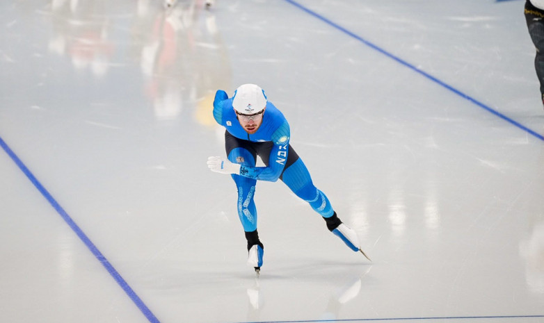 Дмитрий Морозов стал вторым на дистанции 1500 метров на чемпионате четырех континентов в Квебеке