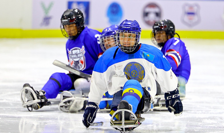 Казахстанская команда по пара-хоккею завоевала серебро на чемпионате мира