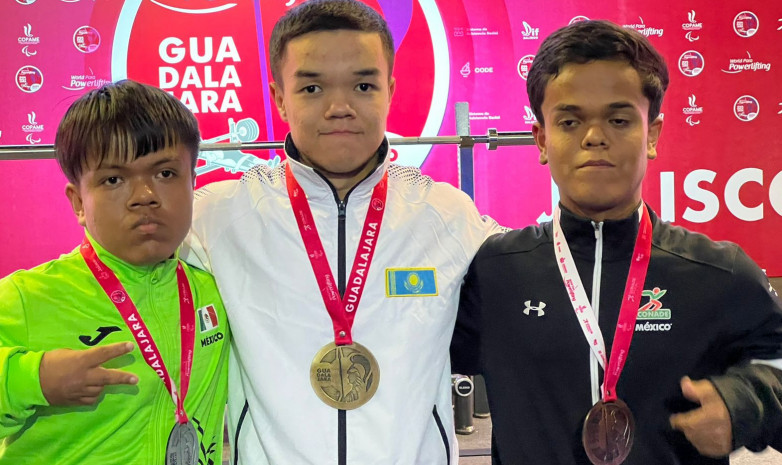 Казахстанский пара пауэрлифтер завоевал 4 «золота» на международном турнире в Мексике 