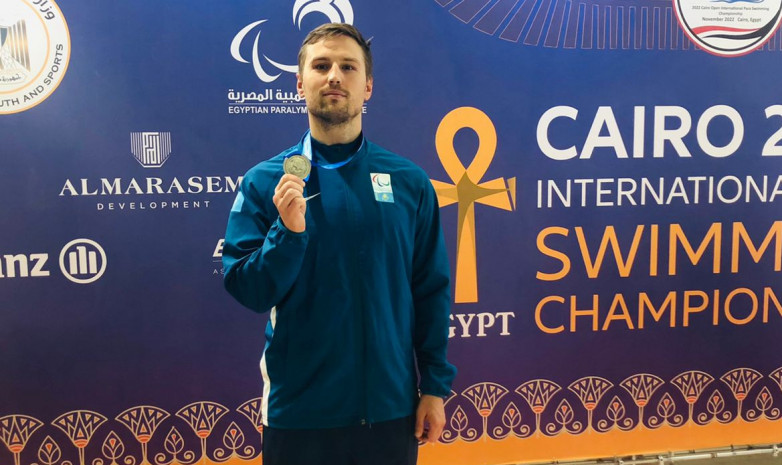 Казахстанский пара пловец завоевал «серебро» на открытом турнире в Каире