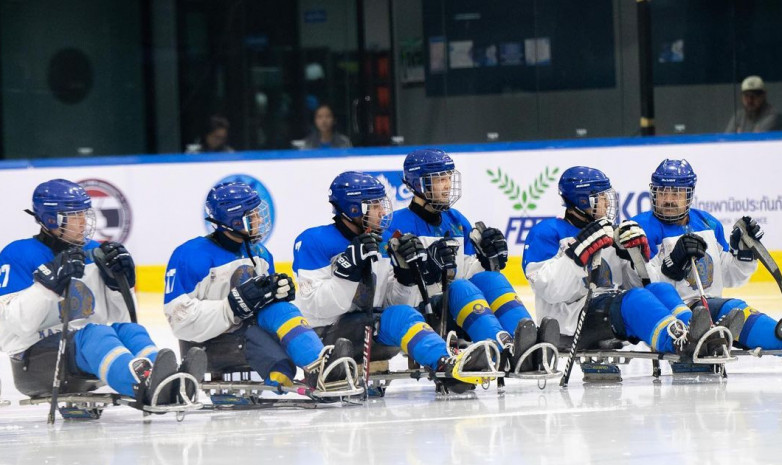 Сборная Казахстана одержала победу над Австрией на чемпионате мира по паралимпийскому хоккею