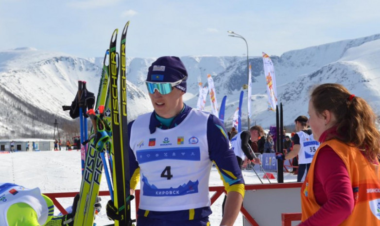 Сборную Казахстана сняли с мужской эстафеты на ЭКМ по лыжным гонкам в Тоблахе 