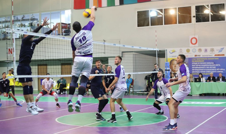 Результаты матчей первого дня 4-го тура мужского чемпионата Казахстана по волейболу