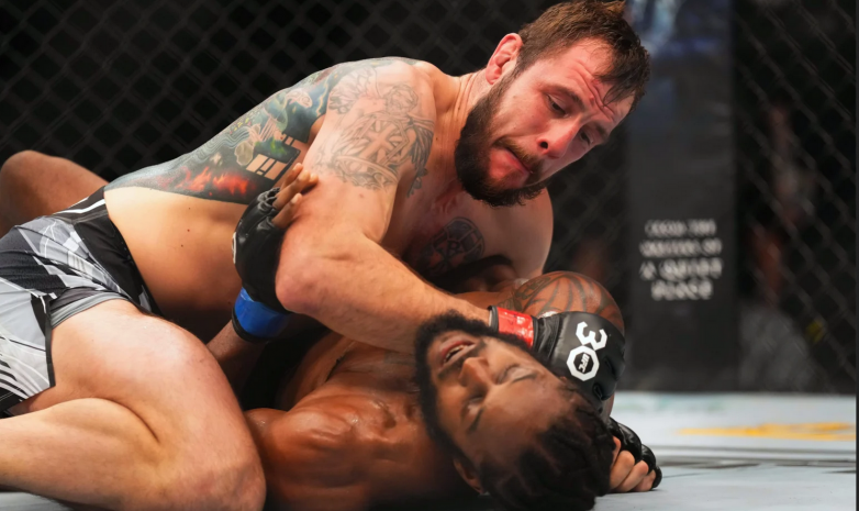 Видео лучших моментов боев турнира UFC Vegas 71
