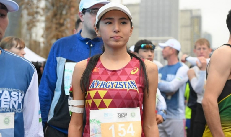 Айнуска Калил кызы выиграла полумарафон в Ташкенте