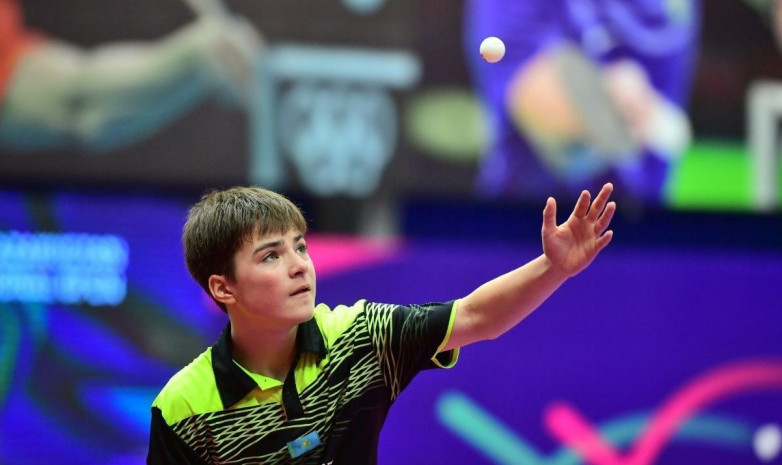 Казахстанец завоевал второе «золото» на международном турнире по настольному теннису 