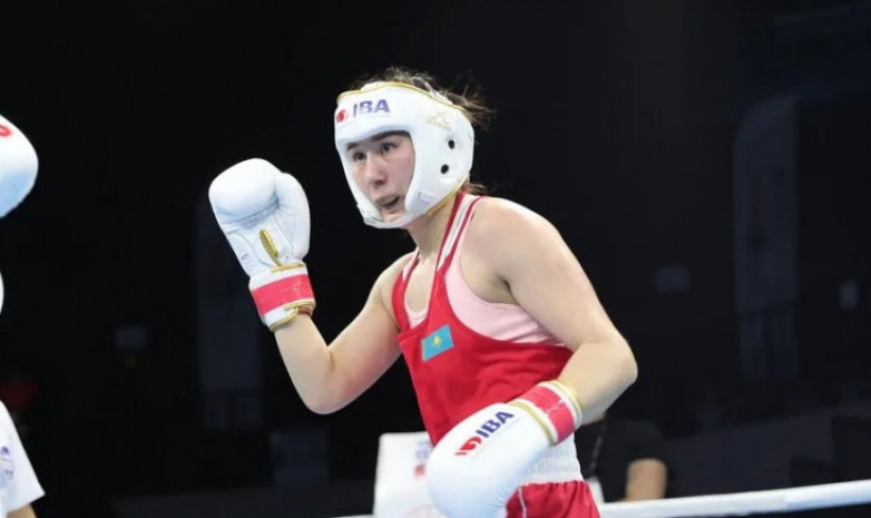Казахстанская боксерша побывала в нокдауне и проиграла в первом бою на ЧМ-2023 