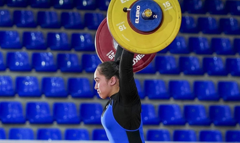 Таисия Алексеева стала серебряной призеркой юношеского чемпионата мира по тяжелой атлетике
