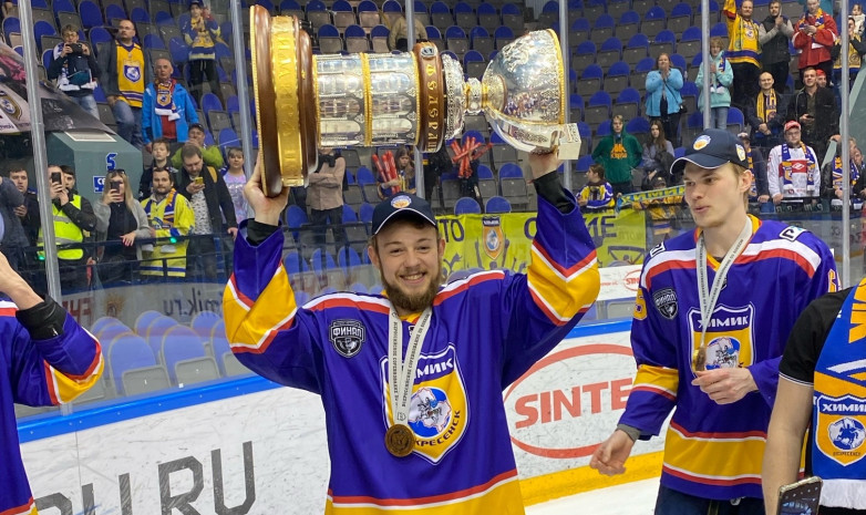 Казахстанец Максим Мусоров выиграл главный трофей ВХЛ