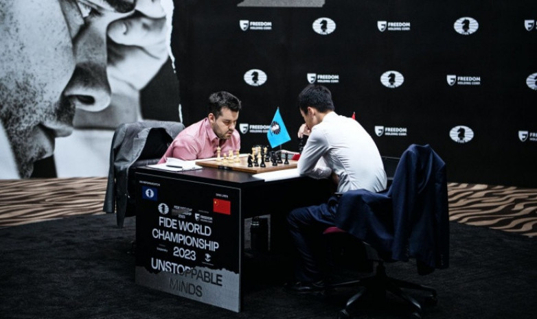 Ян Непомнящий сыграл вничью с Дин Лижэнем в 9-й партии за мировую шахматную корону в Астане