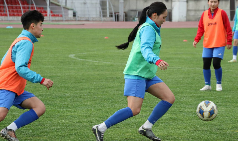 Отбор на Олимпиаду: Тренировка женской сборной Кыргызстана перед матчем с Индией