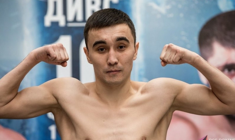 Казахстанский боксер Даукенов прошел взвешивание перед боем в Чехии