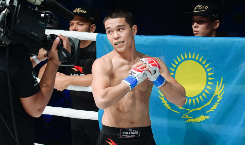 В Казахстане оценили шансы Алмабаева и Максума завоевать пояс UFC