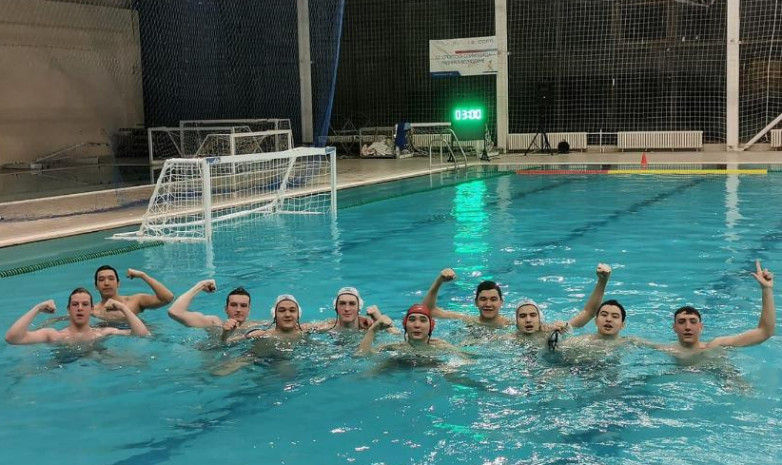 Сборная Казахстана по водному поло победила в международном турнире в Сербии