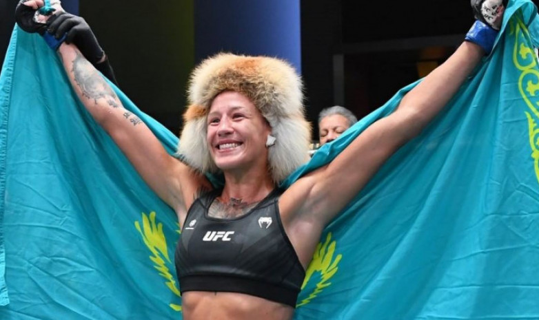 Первая представительница Казахстана в женском UFC попросила помощи у подписчиков