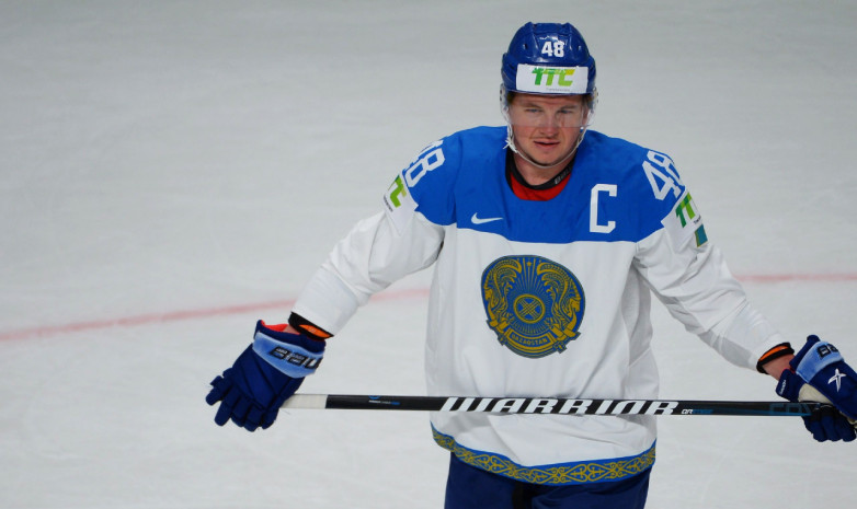Казахстан уступил России на хоккейном турнире в Астане