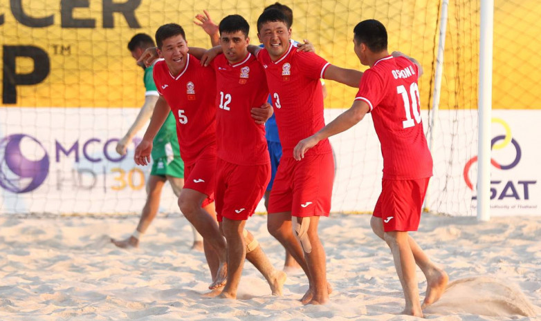 Сборная Кыргызстана по пляжному футболу проиграла Египту
