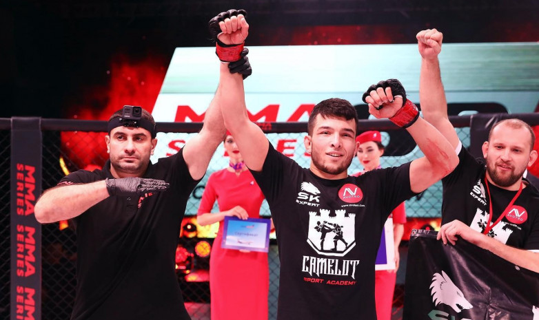 Еще один боец из средней Азии подпишет контракт с UFC