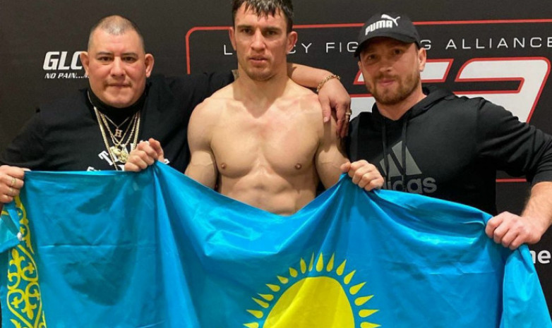 «У меня был план». Казахстанский боец раскрыл победную тактику в бою на турнире новой лиги ММА в США