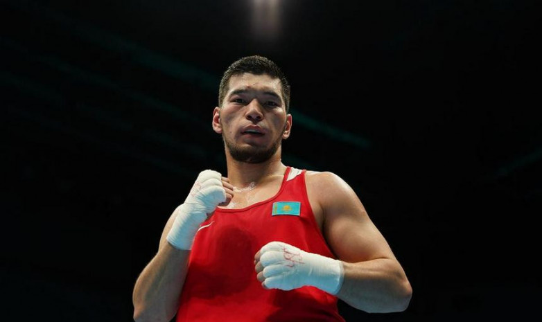 Нурбек Оралбай вышел в финал чемпионата мира-2023 по боксу
