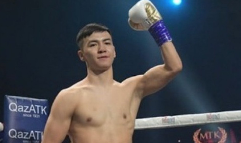 Казахстанский чемпион по версии WBC подписал контракт с ММА-промоушном
