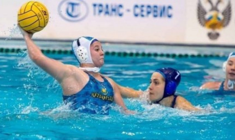 Женская сборная Казахстана победила Германию в первом матче этапа Кубка мира по водному поло