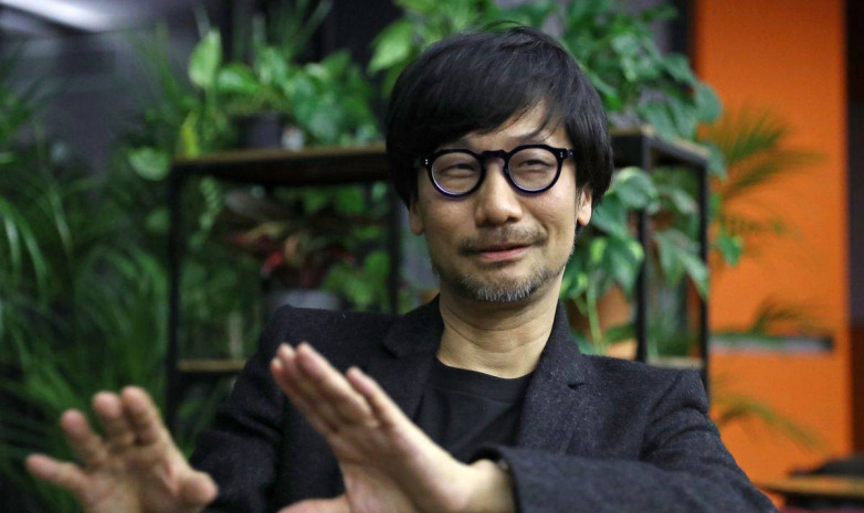 По словам Хидэо Кодзимы, Kojima Productions в данный момент занята разработкой двух игр