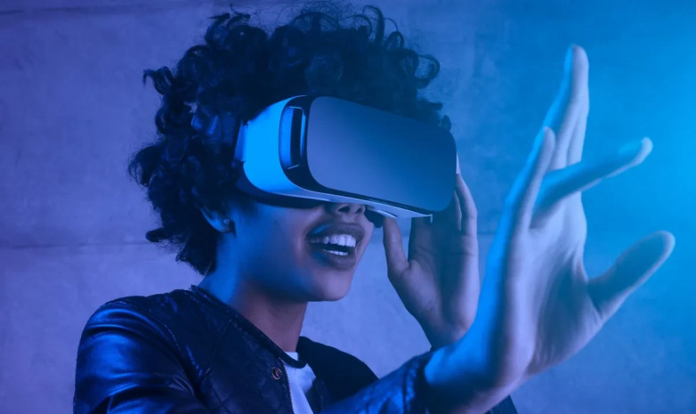Глава Xbox заявил, что рынок VR в настоящее время слишком мал, чтобы гнаться за ним