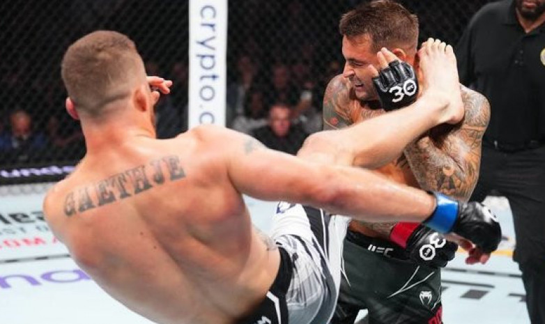 ВИДЕО. Реакция чемпиона UFC на жесткий нокаут от Гэйтжи