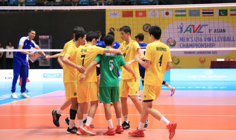 Сборная Казахстана уступила Ирану на юношеском чемпионате Азии по волейболу