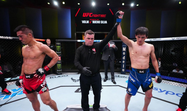 В UFC оценили дебютную победу казахстанского бойца