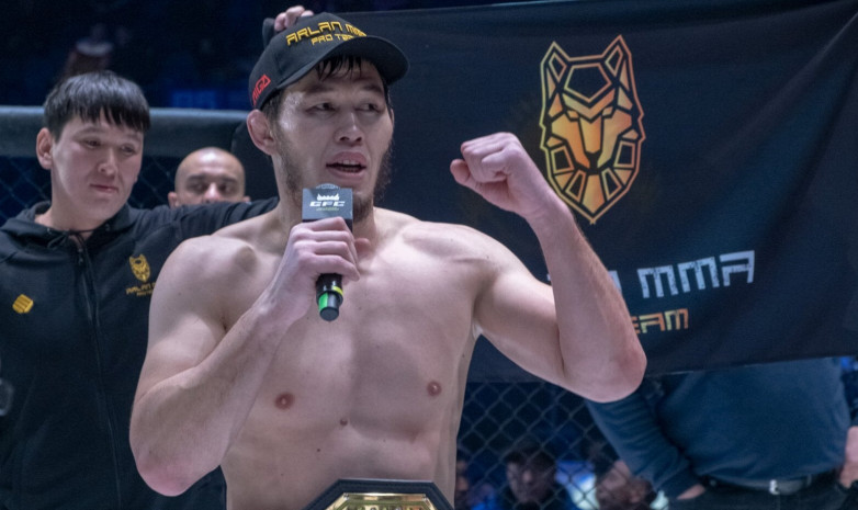 Уникальный казахстанский чемпион сделал заявление о поединке с топовым бойцом из Таджикистана 