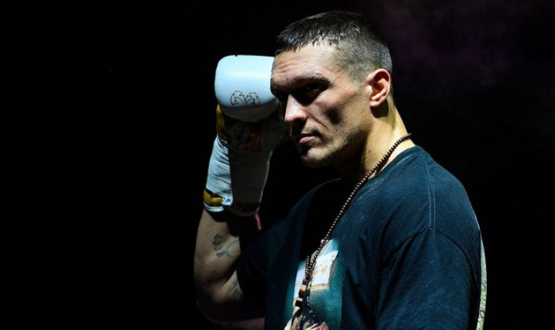 Абсолютный чемпион мира из Украины назвал трех лучших боксеров мира 
