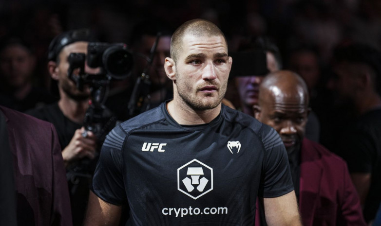 «Ничего красивого в вас нет»: топовый боец UFC раскритиковал толстых людей