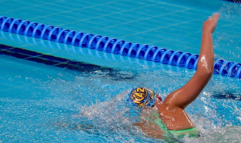 Казахстанские пловчихи с рекордом страны прошли в финал Азиатских игр-2022 в Ханчжоу