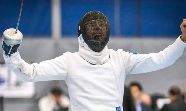 Казахстанский шпажист вышел в полуфинал Азиатских игр 